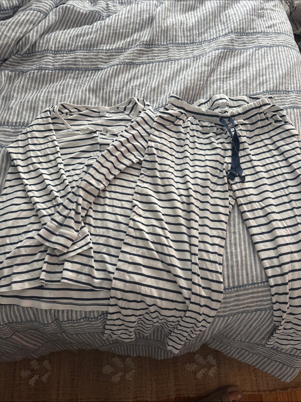 Striped Long-Sleeve Crewneck Tee in White and Navy